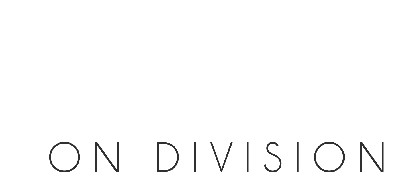 Sari's on Division